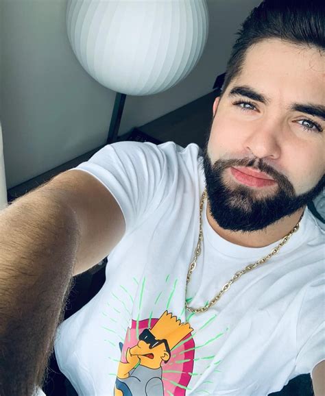 kendji girac selfie